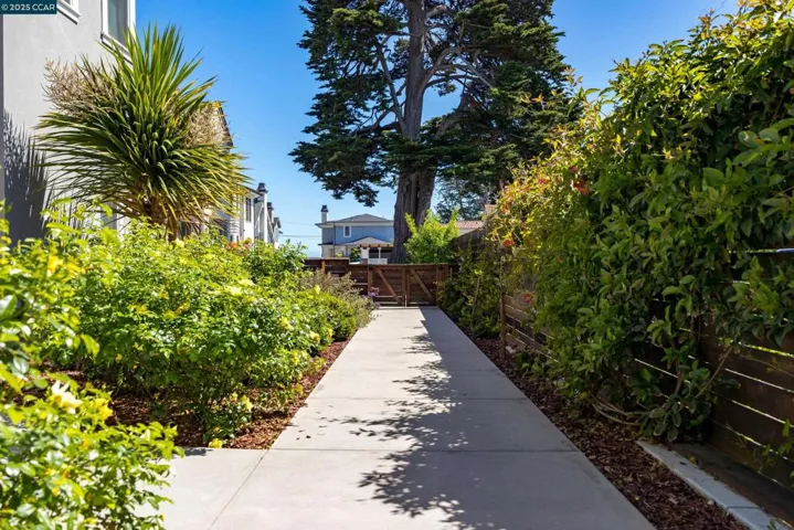 130 Bay Crest Rd, Santa Cruz, California 95062