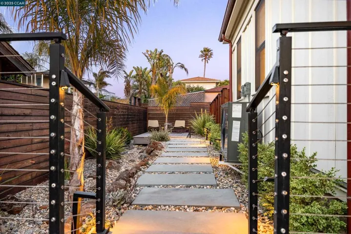 130 Bay Crest Rd, Santa Cruz, California 95062