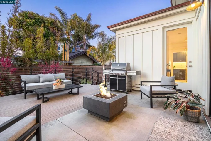 130 Bay Crest Rd, Santa Cruz, California 95062