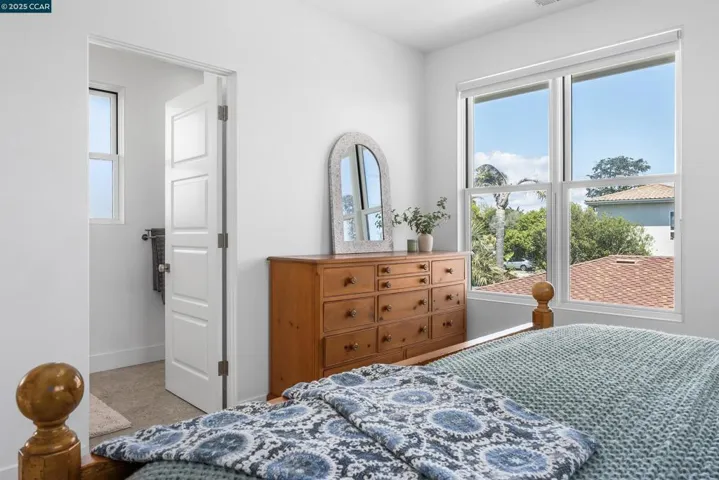 130 Bay Crest Rd, Santa Cruz, California 95062