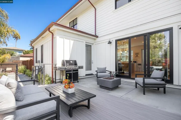 130 Bay Crest Rd, Santa Cruz, California 95062