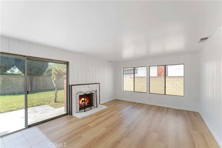 942 E Denwall Drive, Carson, California 90746