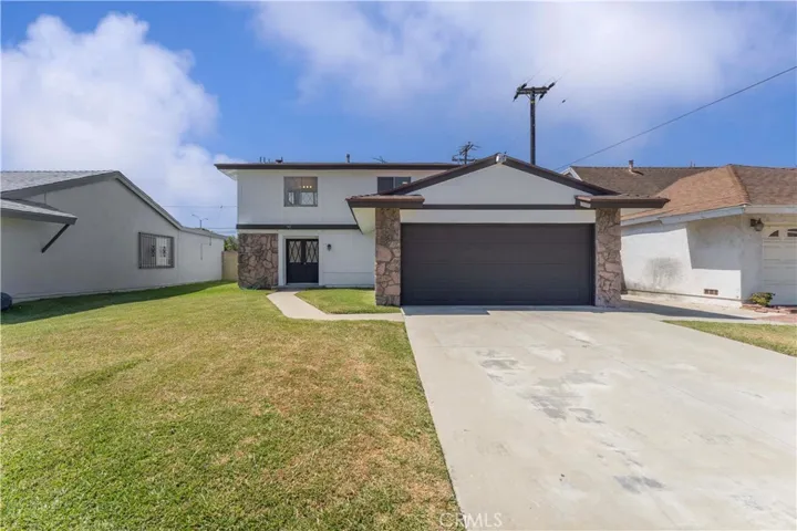 942 E Denwall Drive, Carson, California 90746