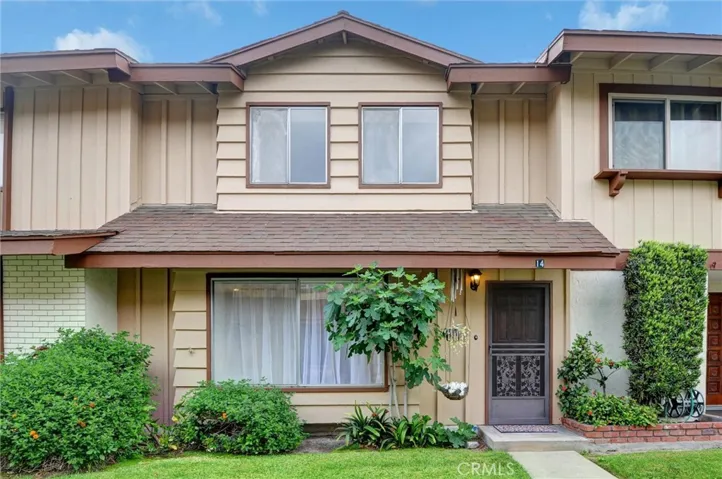 11000 Woodruff Avenue 14, Downey, California 90241