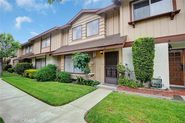 11000 Woodruff Avenue 14, Downey, California 90241