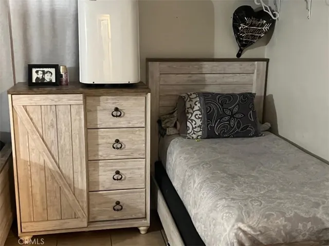 UNIT A, 3RD BEDROOM