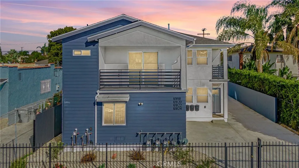 10820 Long Beach Blvd, Lynwood, California 90262, 3 Bedrooms Bedrooms, ,3 BathroomsBathrooms,Residential Lease,For Rent,Long Beach Blvd,PW25104741