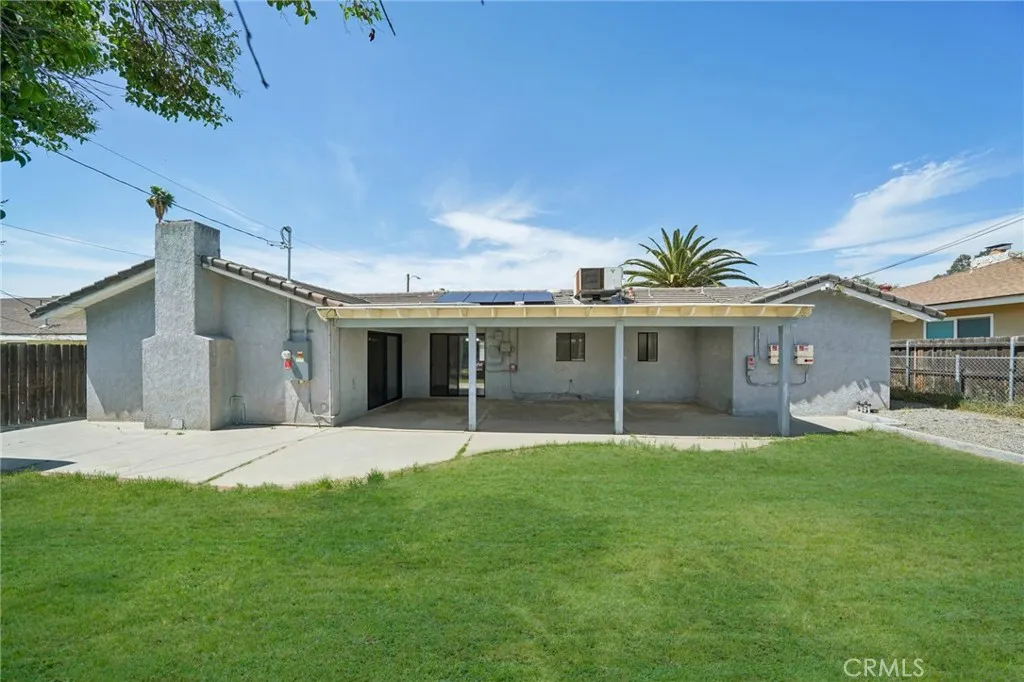 40389 Melrose Avenue, Hemet, California 92544 home-pic-3