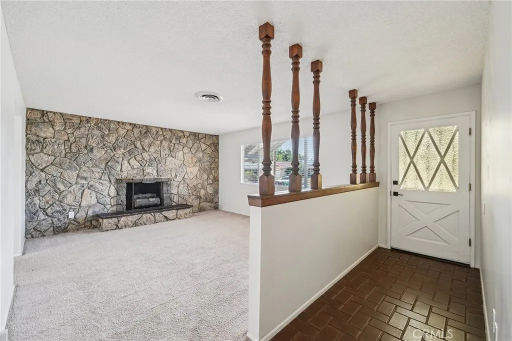 40389 Melrose Avenue, Hemet, California 92544 home-pic-12