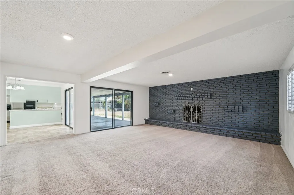 40389 Melrose Avenue, Hemet, California 92544 home-pic-15