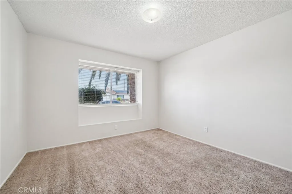 40389 Melrose Avenue, Hemet, California 92544 home-pic-19