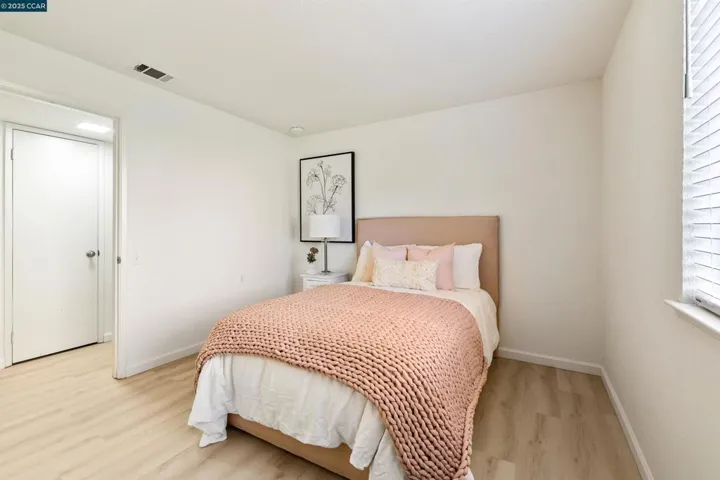 1019 Dornajo Way 110, Sacramento, California 95825