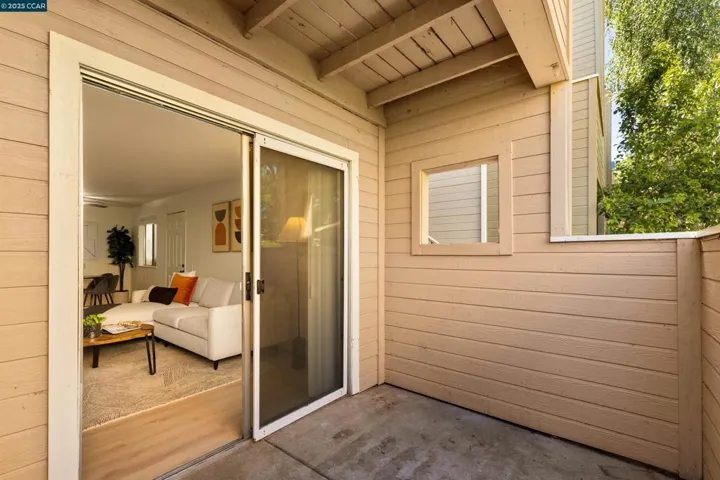 1019 Dornajo Way 110, Sacramento, California 95825