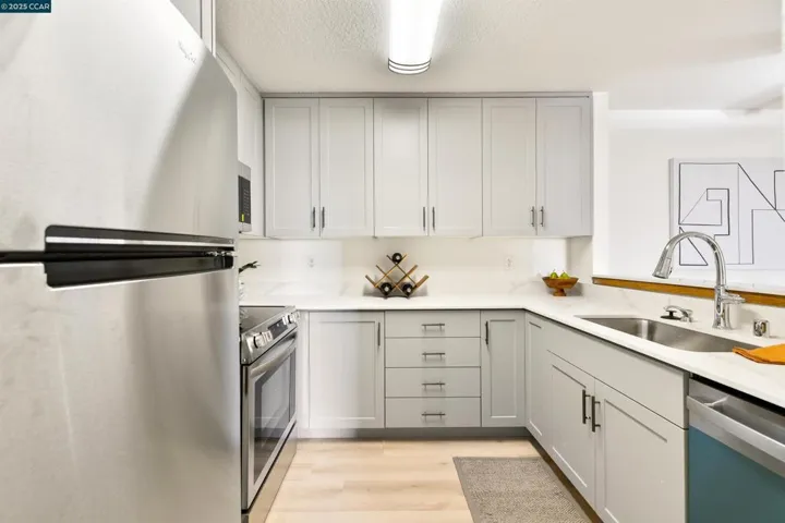 1019 Dornajo Way 110, Sacramento, California 95825
