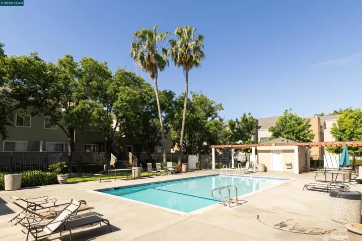 1019 Dornajo Way 110, Sacramento, California 95825