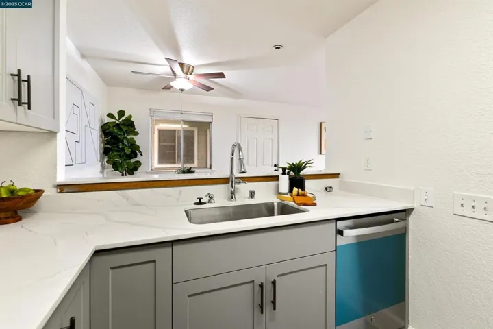 1019 Dornajo Way 110, Sacramento, California 95825