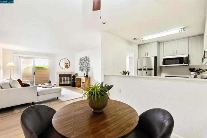 1019 Dornajo Way 110, Sacramento, California 95825