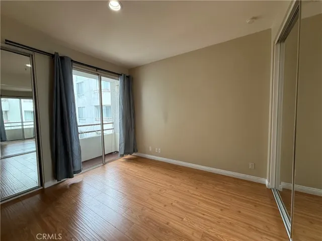 500 S Berendo Street 302, Los Angeles, California 90020
