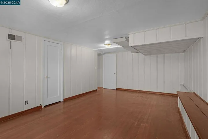 742 Adams Street, Albany, California 94706-1110