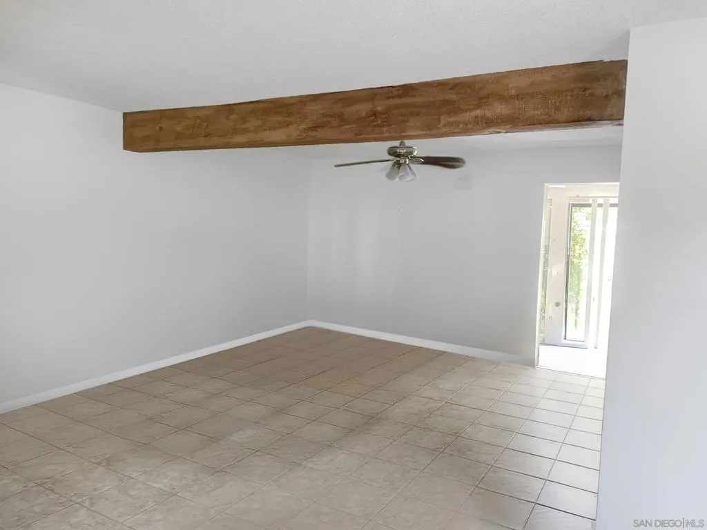 6815 Caminito Mundo 23, San Diego, California 92119 home-pic-4