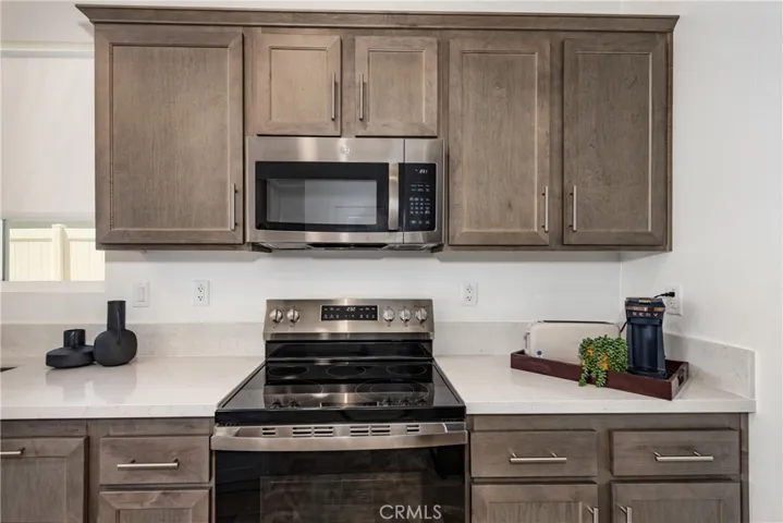 1733 Oleander Place, Banning, California 92220