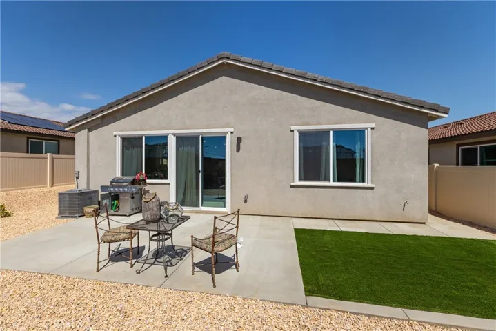 1733 Oleander Place, Banning, California 92220