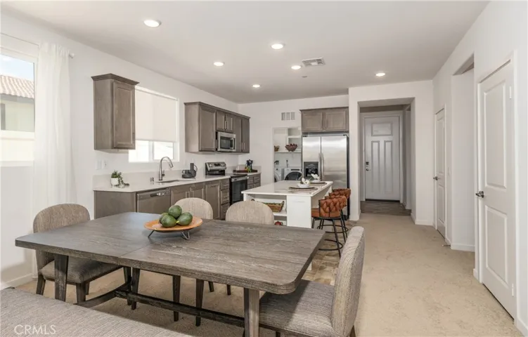 1733 Oleander Place, Banning, California 92220