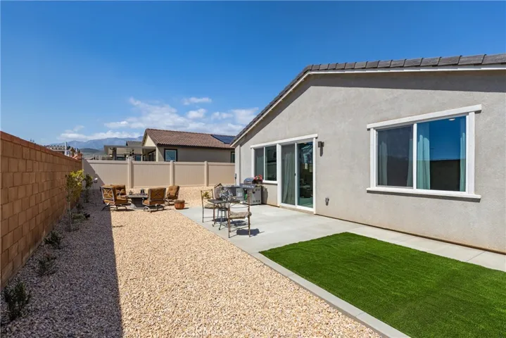 1733 Oleander Place, Banning, California 92220