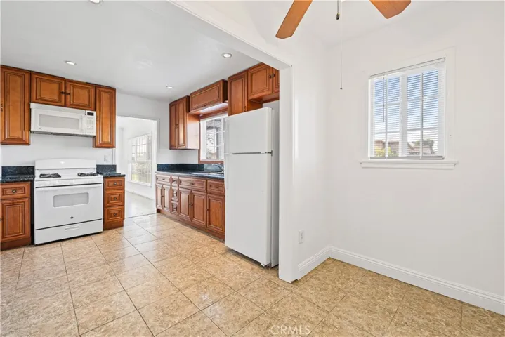 4236 Rosecrans, Compton, California 90221