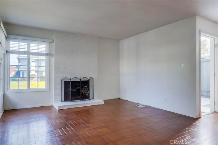 1845 Anaheim Avenue 16c, Costa Mesa, California 92627