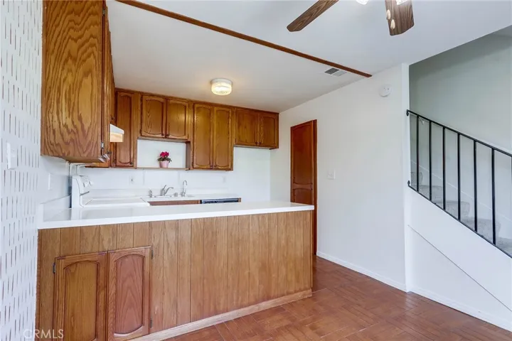 1845 Anaheim Avenue 16c, Costa Mesa, California 92627