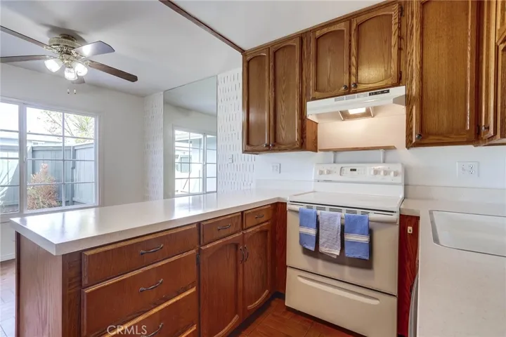 1845 Anaheim Avenue 16c, Costa Mesa, California 92627