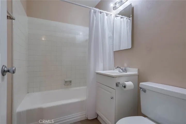 1845 Anaheim Avenue 16c, Costa Mesa, California 92627