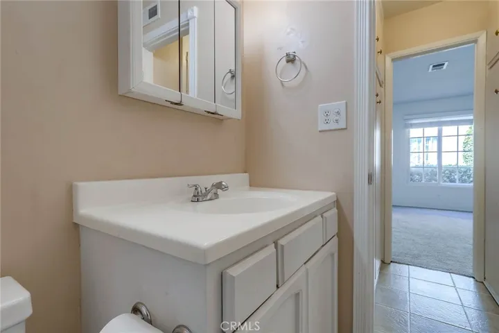 1845 Anaheim Avenue 16c, Costa Mesa, California 92627