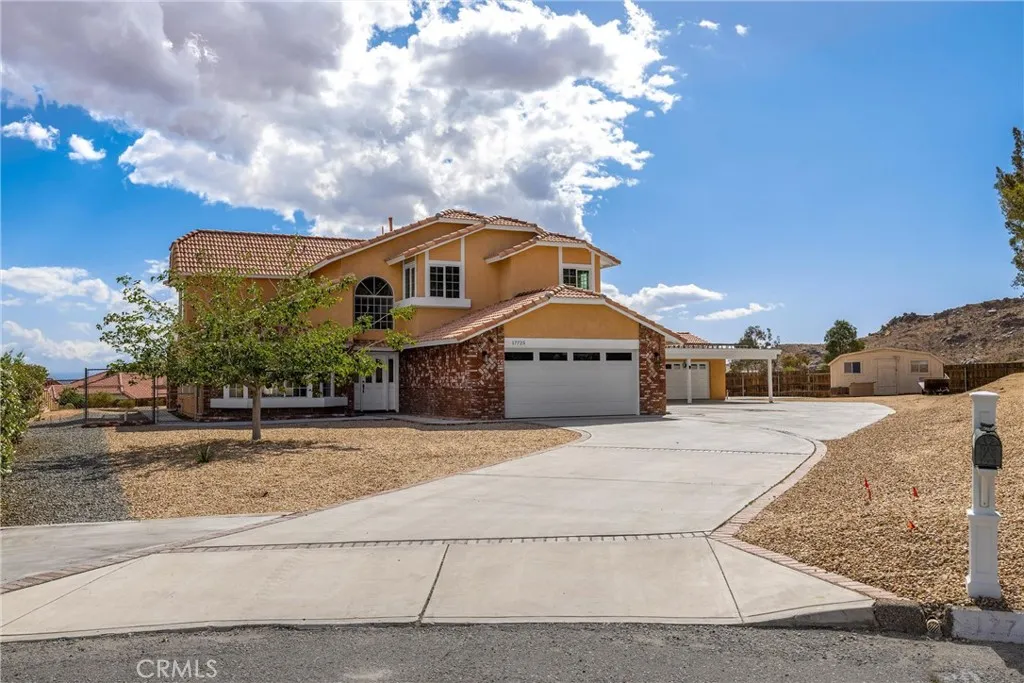 17725 Tude Lane, Apple Valley, California 92307 home-pic-40