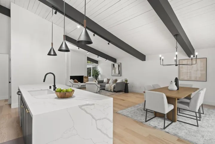 4862 Viane Way, San Diego, California 92110