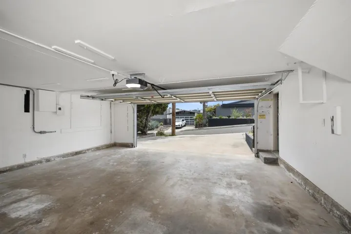 4862 Viane Way, San Diego, California 92110