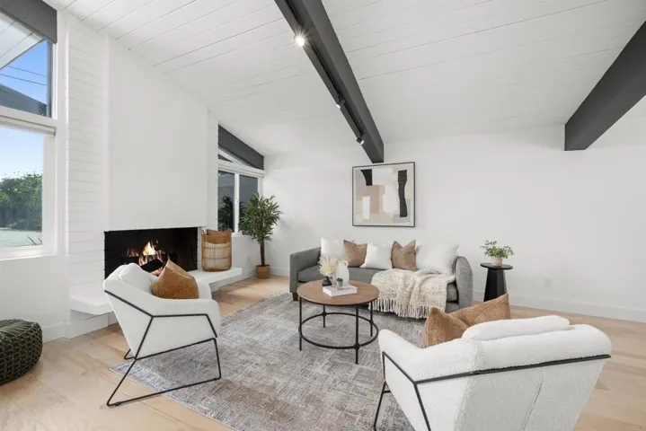 4862 Viane Way, San Diego, California 92110