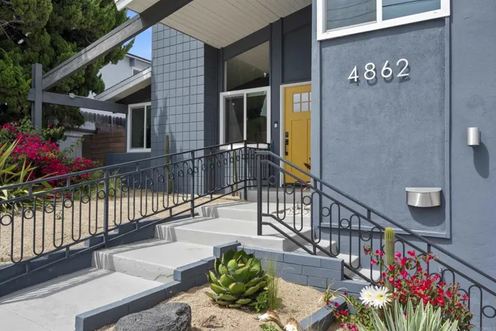 4862 Viane Way, San Diego, California 92110