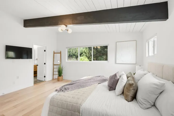 4862 Viane Way, San Diego, California 92110