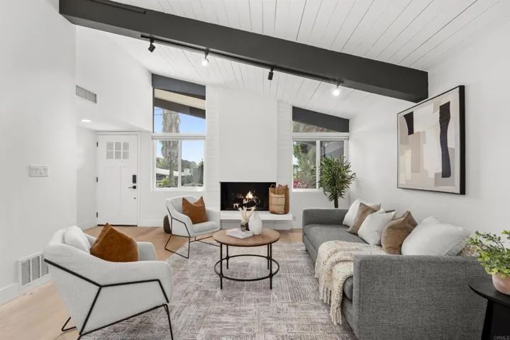 4862 Viane Way, San Diego, California 92110