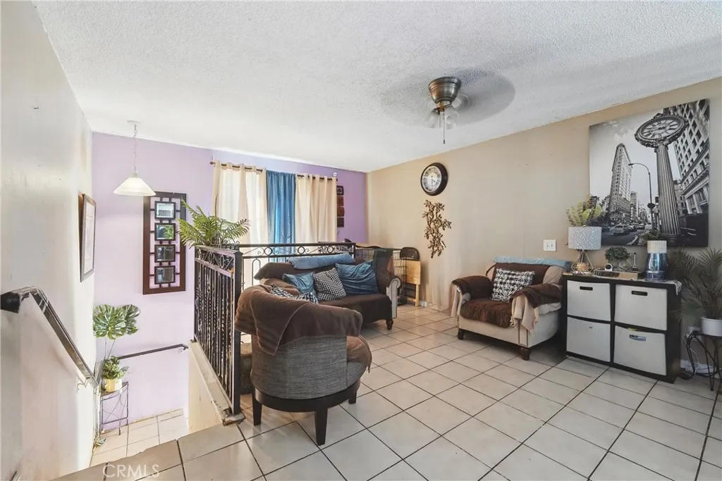 13355 Beaver Street, Sylmar, California 91342 home-pic-16