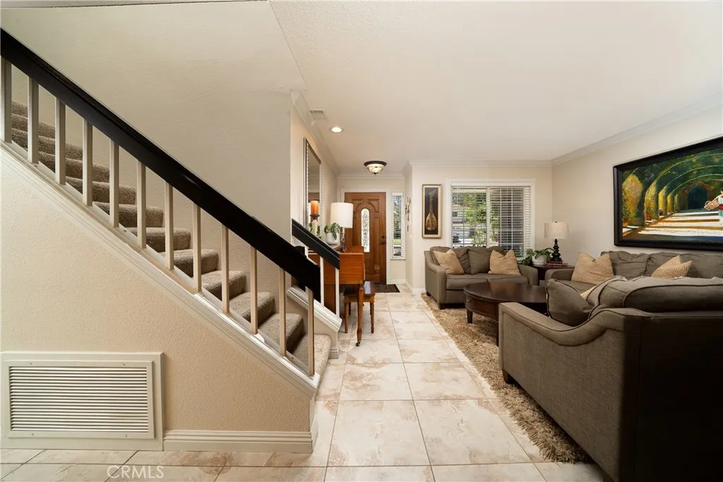 4 Raposa, Rancho Santa Margarita, California 92688 home-pic-10