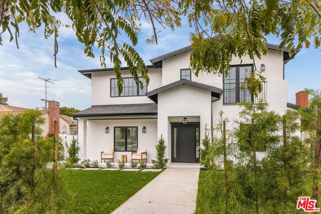 2455 23rd Street, Santa Monica, California 90405, 6 Bedrooms Bedrooms, ,5 BathroomsBathrooms,Residential,For Sale,23rd,25539105