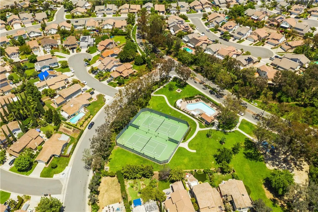 32163 Fall River Road, Rancho Santa Margarita, California 92679 home-pic-20