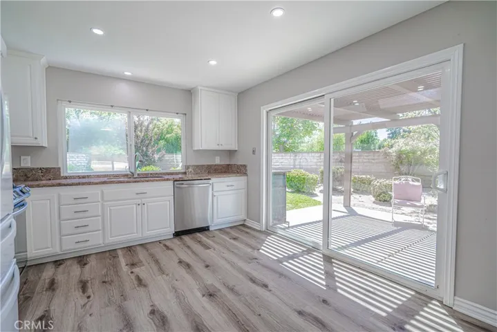 25556 Alesna Drive, Valencia, California 91355
