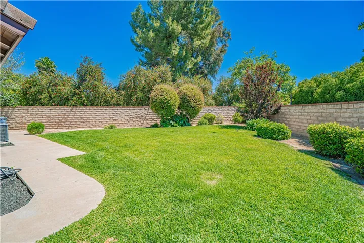 25556 Alesna Drive, Valencia, California 91355