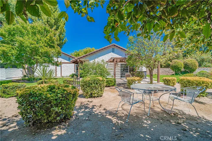 25556 Alesna Drive, Valencia, California 91355