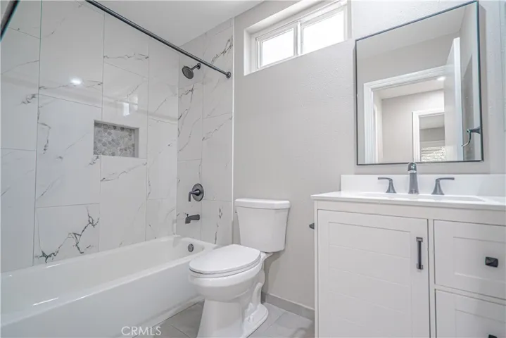 25556 Alesna Drive, Valencia, California 91355