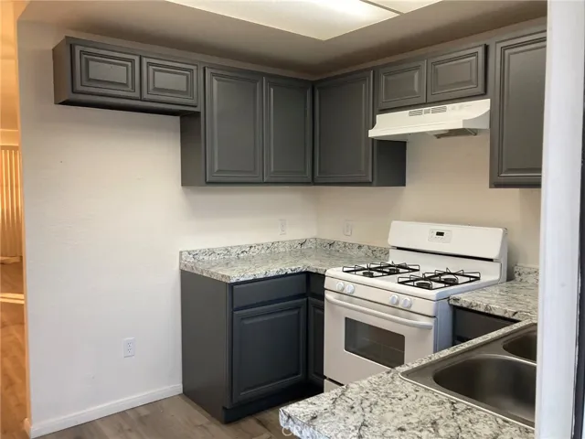 it B Kitchen